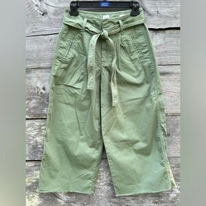 Hi-Rise Tie Waist Frayed Cropped Wide Leg Fine Twill Pants in Twig Green size 0